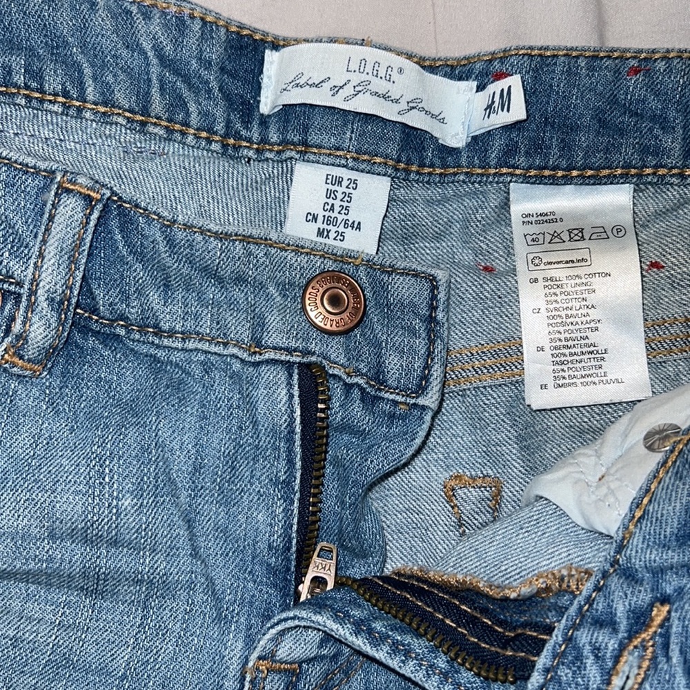 H&M Shorts - Picture 5 of 6
